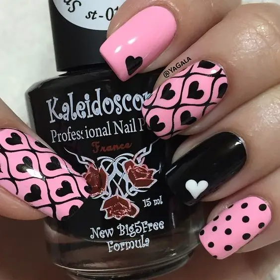 Unhas Decoradas com Coração Fotos: Passo a passo