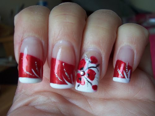 Red decorated nails: Photos and Step by step